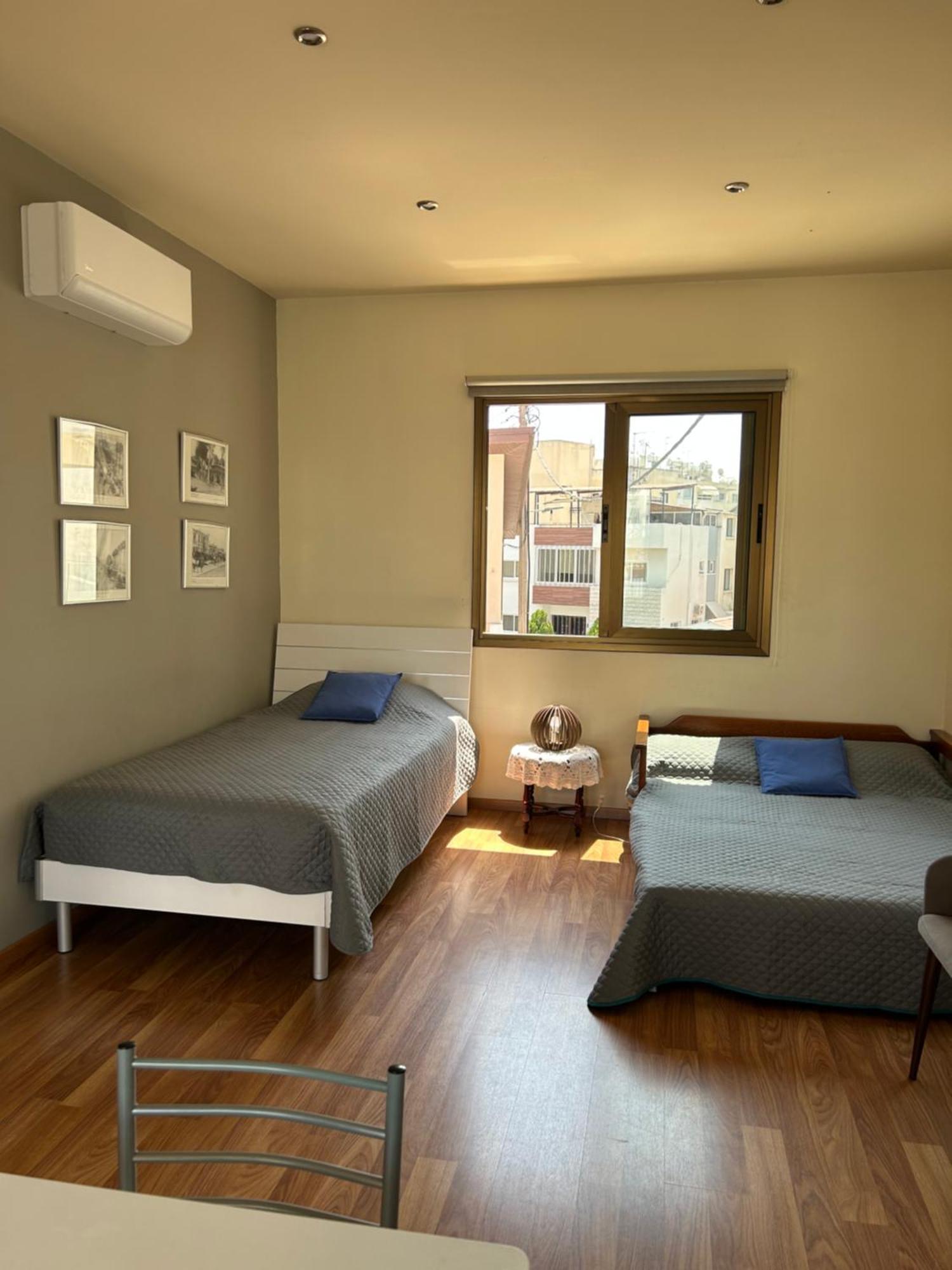 Extremely Comfy Apt With Spacious Private Terrace 10Min Walk To The Beach & In Town Larnaca Eksteriør billede