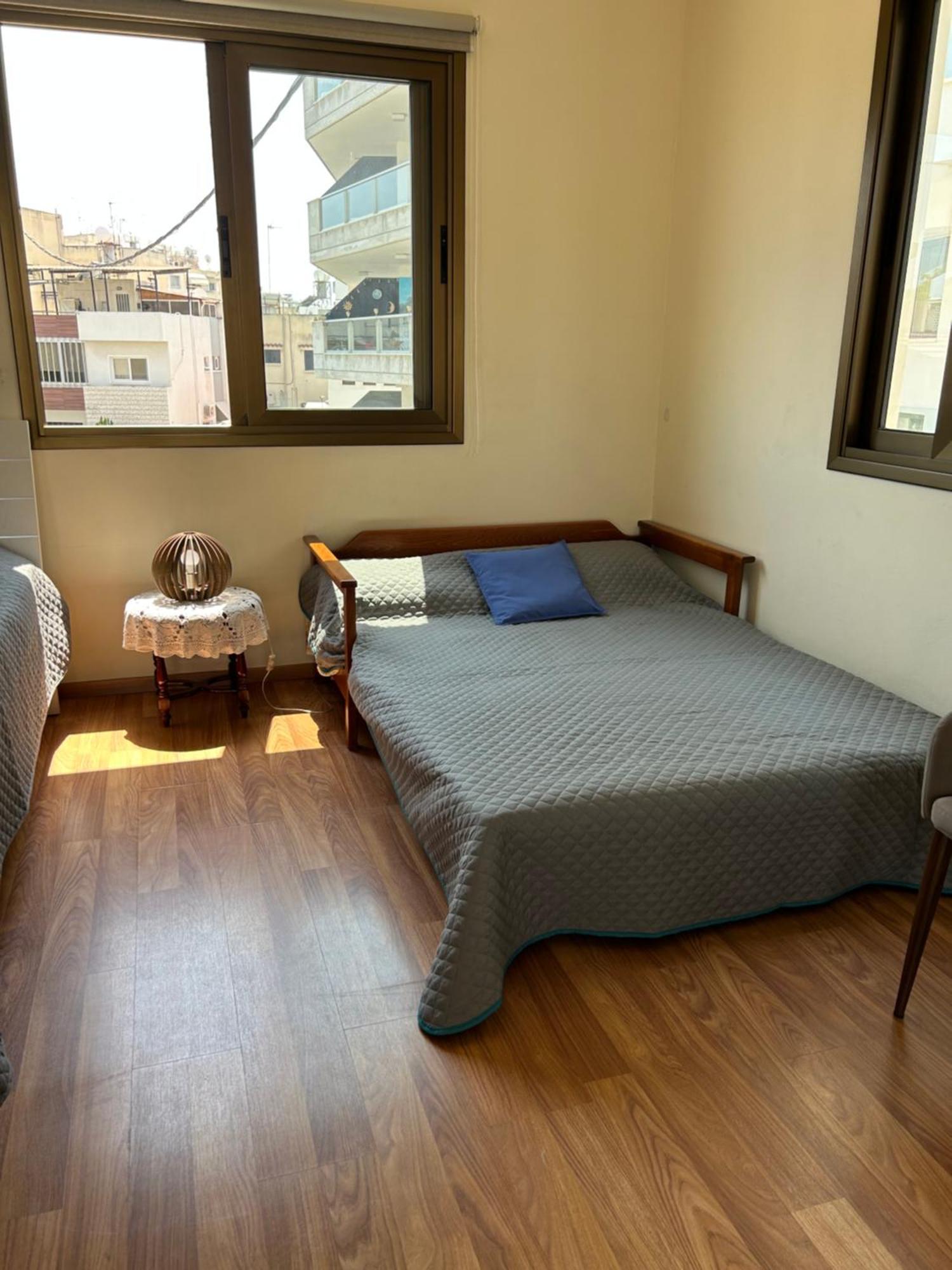 Extremely Comfy Apt With Spacious Private Terrace 10Min Walk To The Beach & In Town Larnaca Eksteriør billede